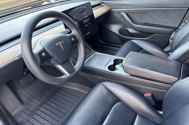 Used 2021 Tesla Model 3 Standard Range Plus RWD image 10