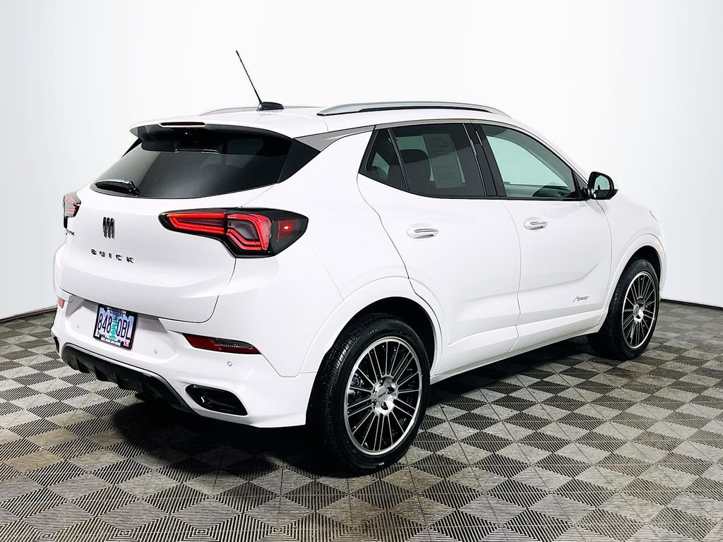 Used 2025 Buick Encore GX Avenir w/ Avenir Technology Package image 7