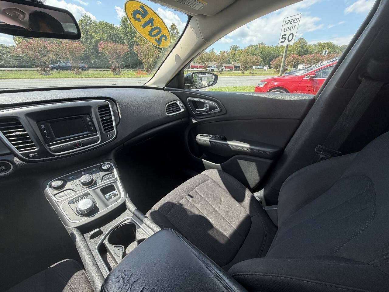 Used 2015 Chrysler 200 Limited FWD image 23