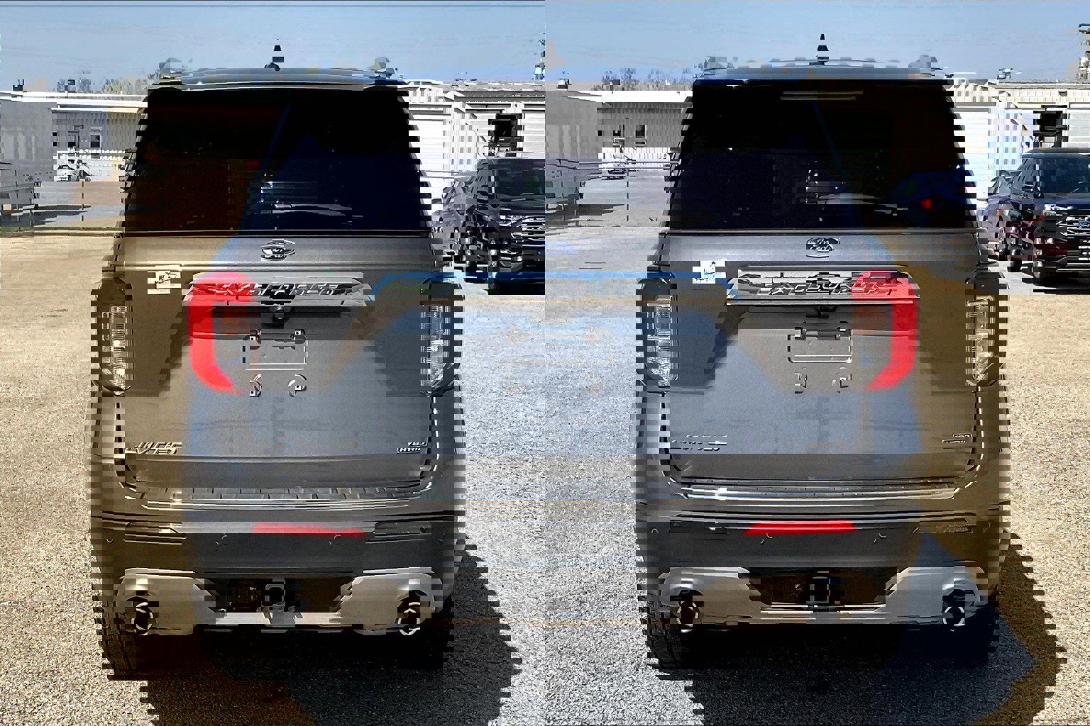 Used 2021 Ford Explorer Limited w/ Hybrid Equipment Group 310A image 4