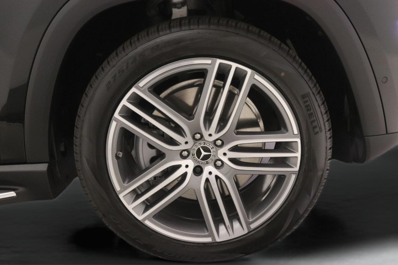 New 2026 Mercedes-Benz GLS 450 4MATIC image 10