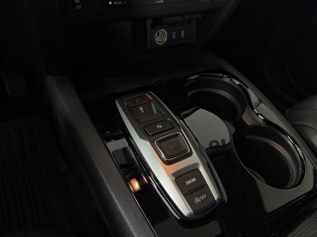 Used 2016 Honda Pilot Touring image 24