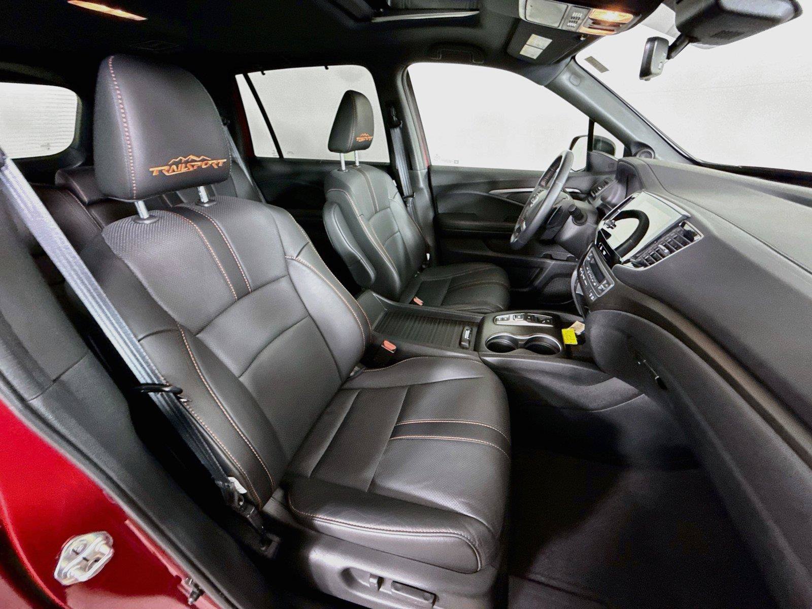 Certified 2023 Honda Passport TrailSport image 29
