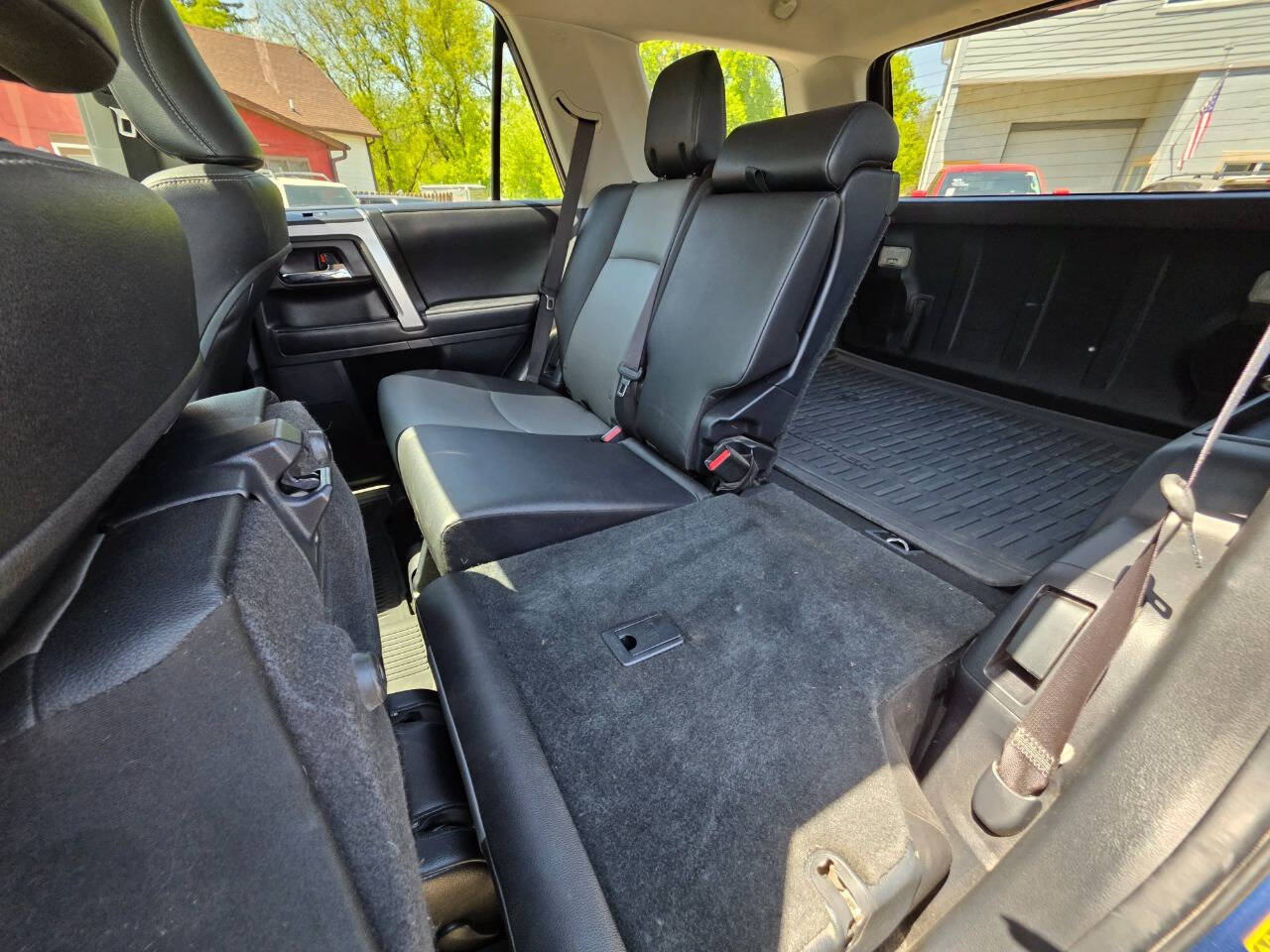 Used 2018 Toyota 4Runner SR5 Premium AWD/4WD image 23