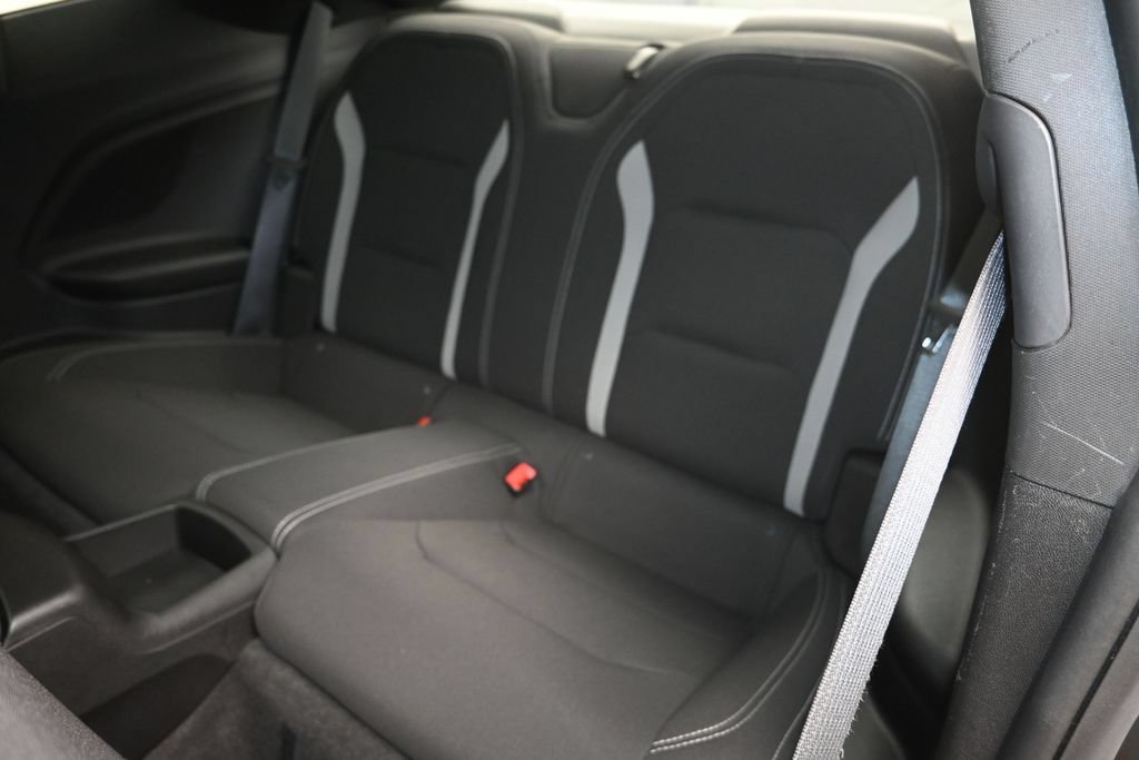 Used 2020 Chevrolet Camaro LT RWD image 19