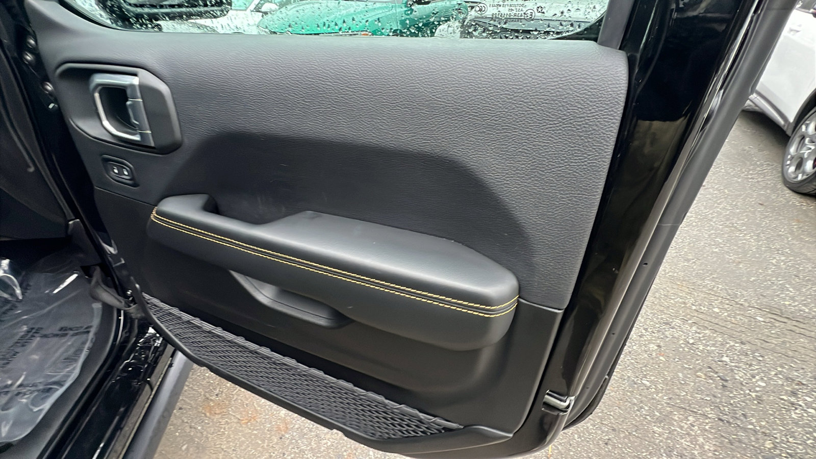 Used 2025 Jeep Wrangler Backcountry 4xe image 18