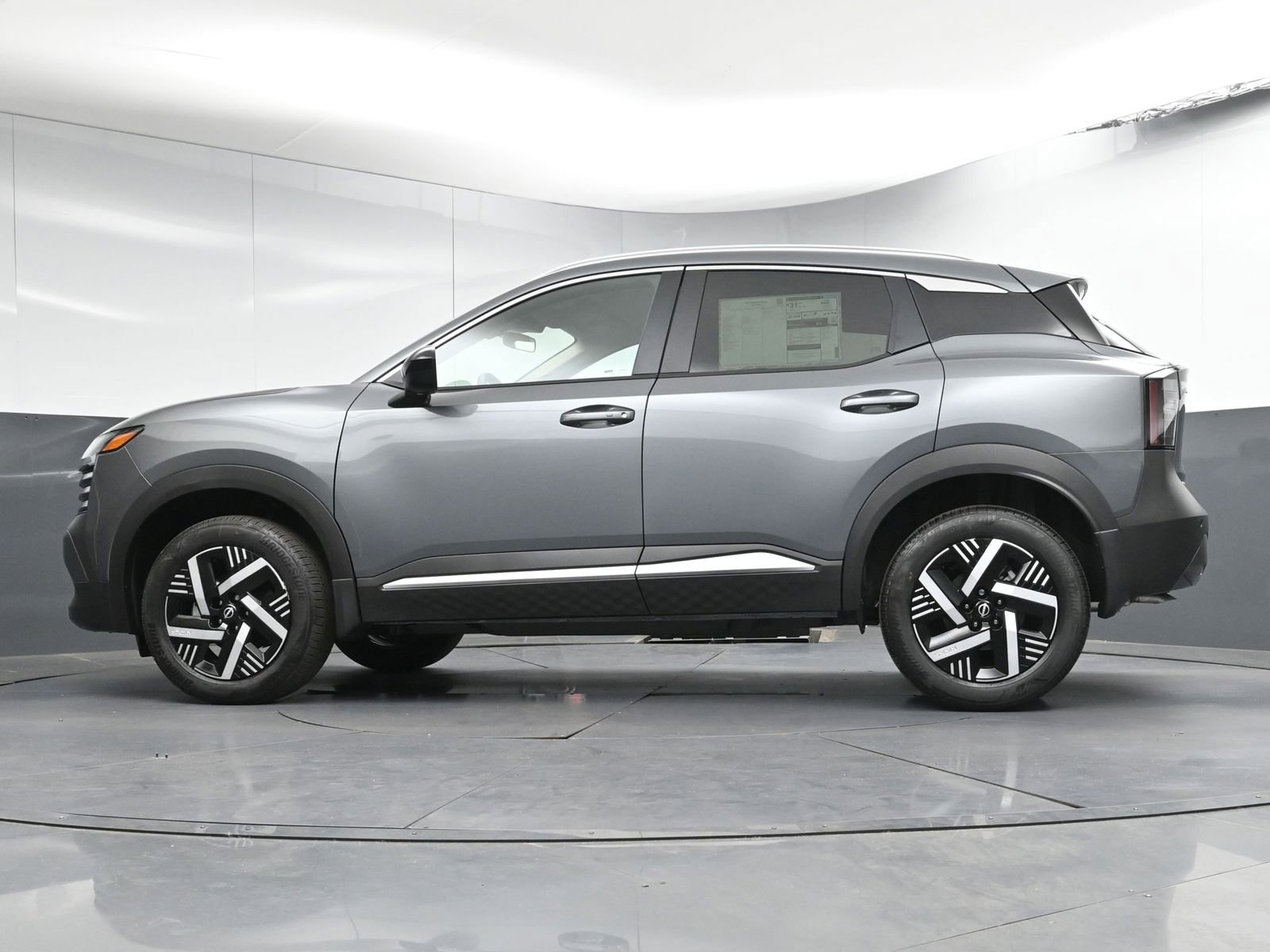 Certified 2026 Nissan Kicks SV FWD image 27