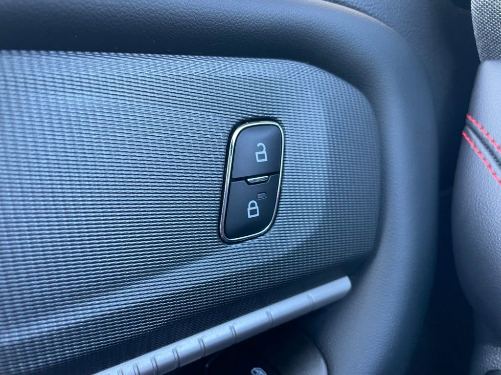 Used 2025 Ford Explorer ST-Line AWD/4WD image 27