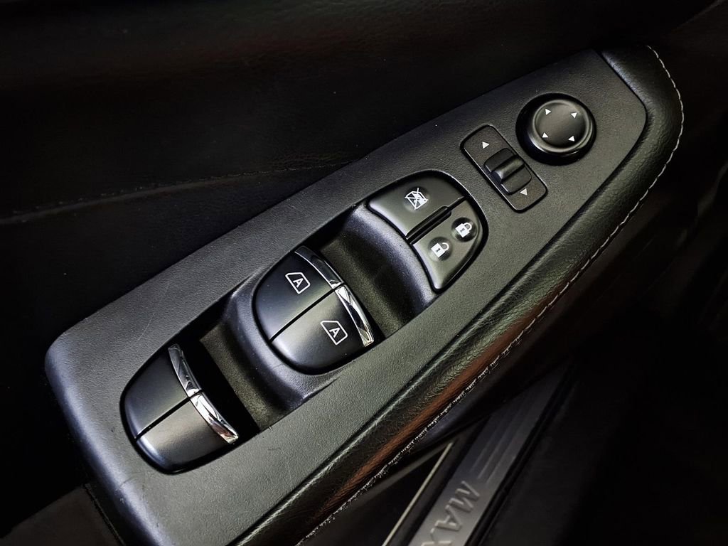 Used 2022 Nissan Maxima SV w/ Floor Mat Group FWD image 25