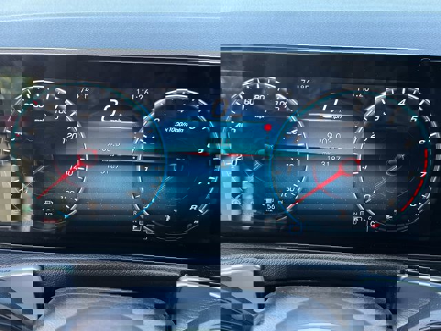 Used 2022 Mercedes-Benz GLB 250 image 25