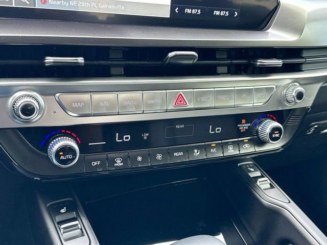Used 2024 Kia Telluride S image 23