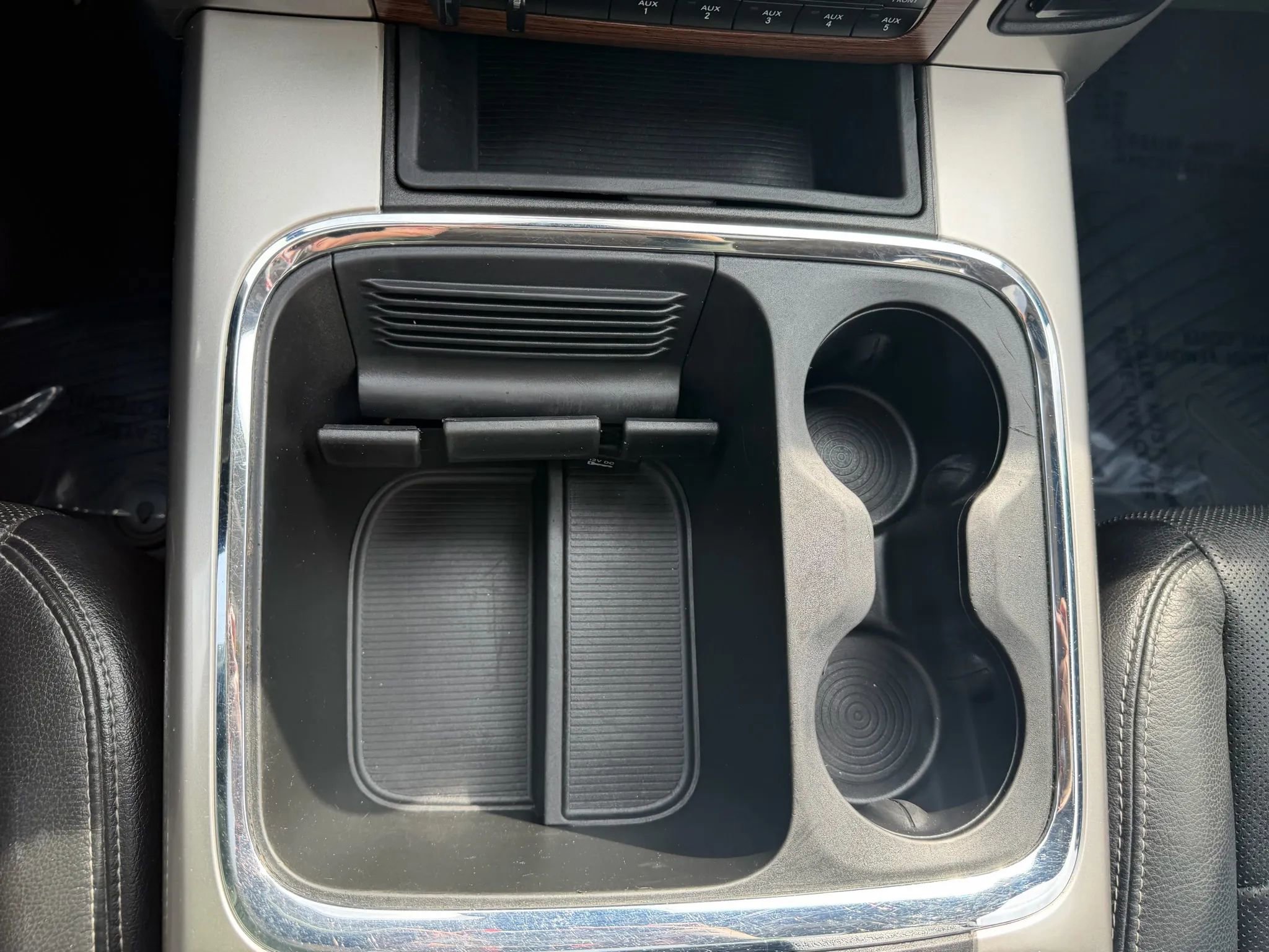 Used 2016 RAM 2500 Laramie w/ Convenience Group image 28