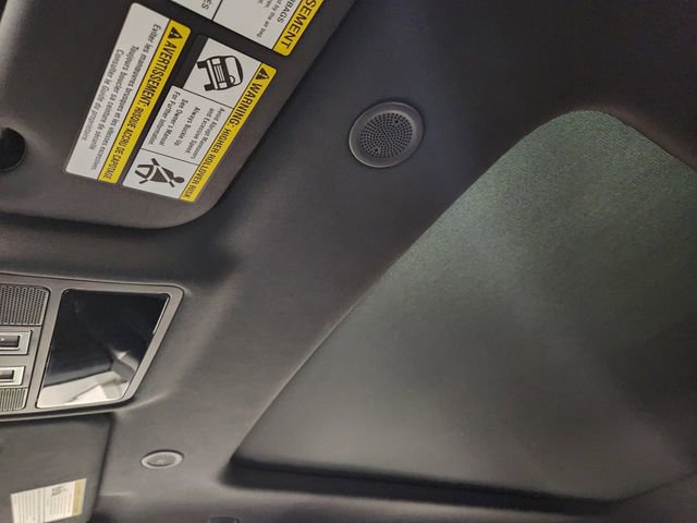 Used 2026 Land Rover Range Rover Evoque S image 24