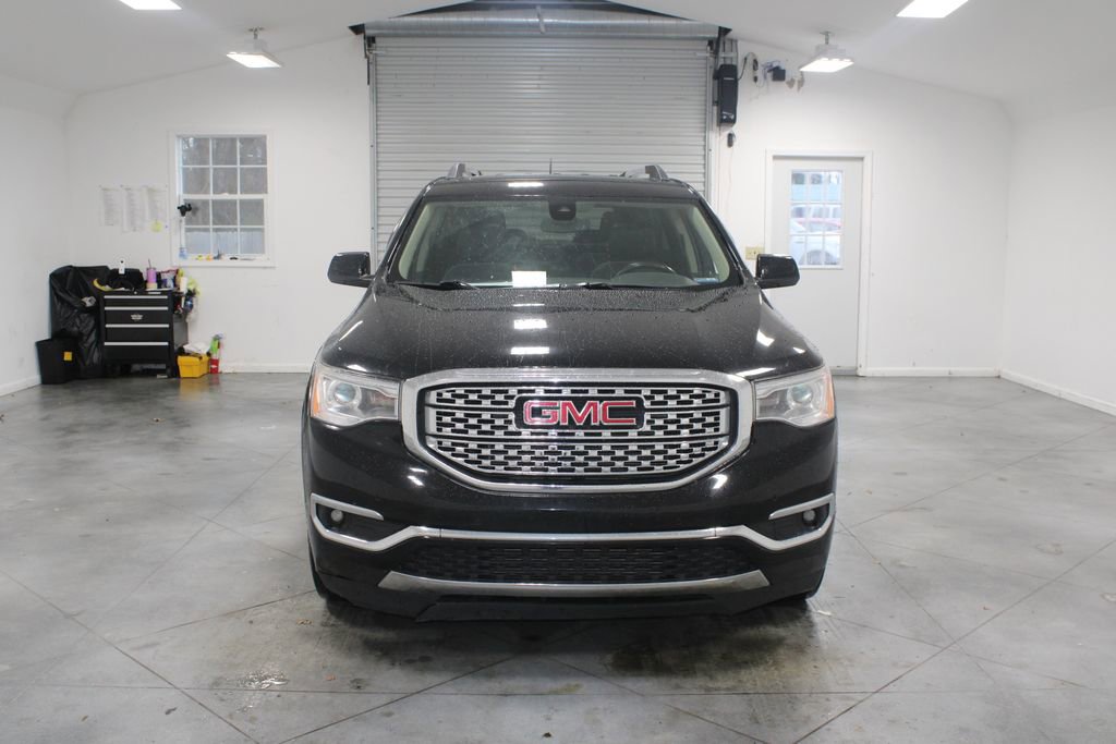 Used 2017 GMC Acadia Denali image 3