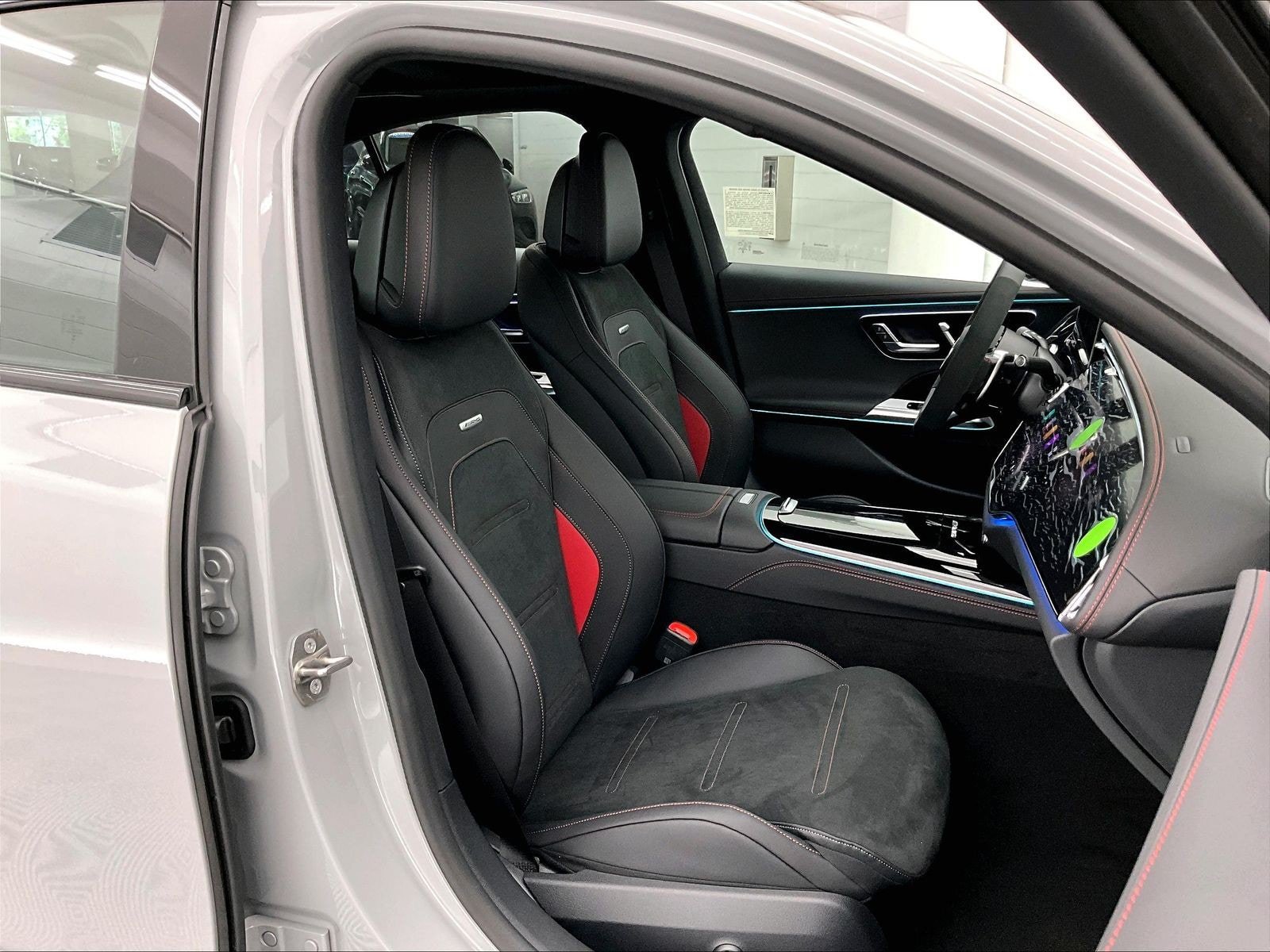 New 2027 Mercedes-Benz E 53 AMG e 4MATIC Sedan image 5