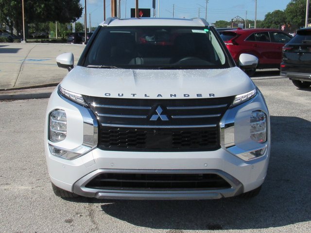 New 2025 Mitsubishi Outlander SEL image 7