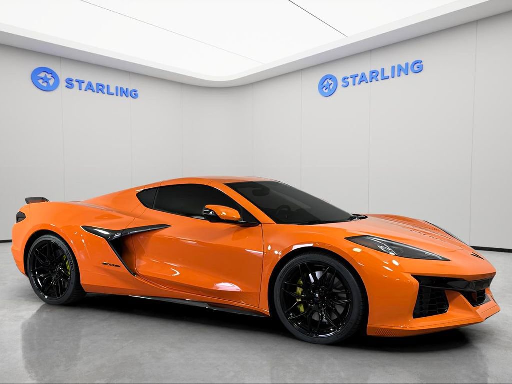 Used 2023 Chevrolet Corvette Z06 w/ Stealth Interior Trim Package RWD image 13
