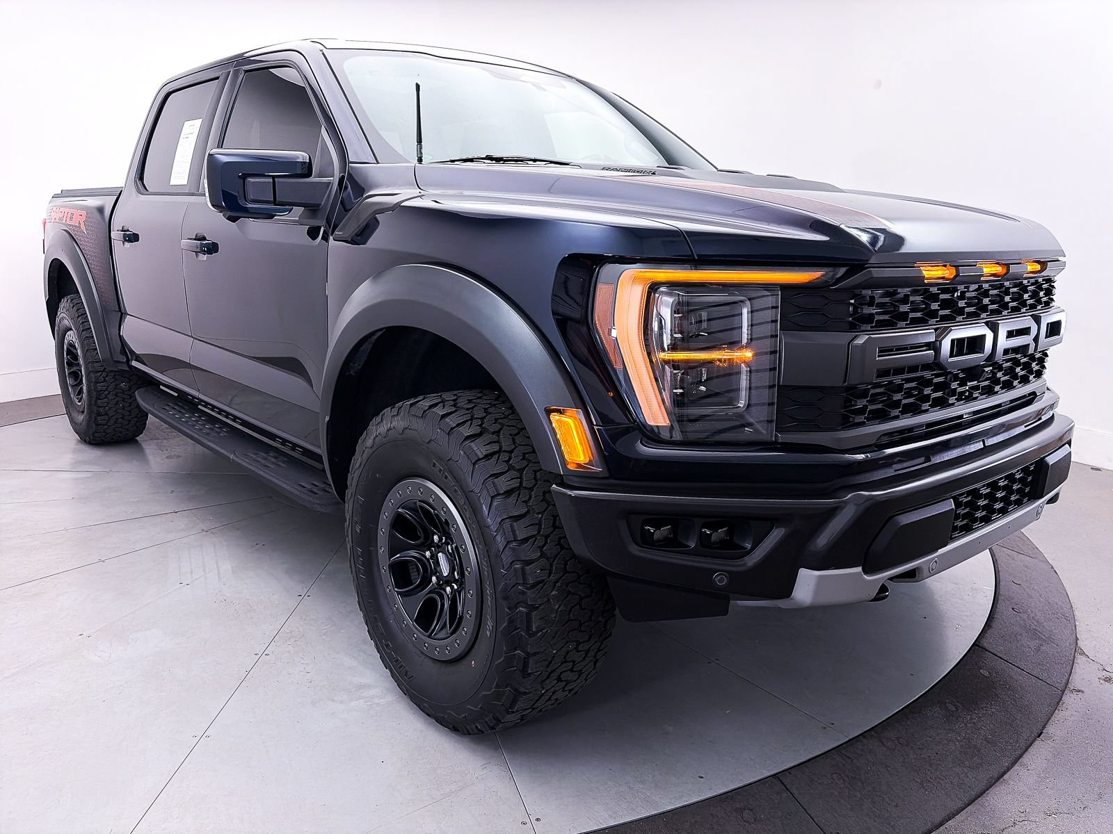 Used 2022 Ford F150 Raptor w/ Equipment Group 801A High AWD/4WD image 12