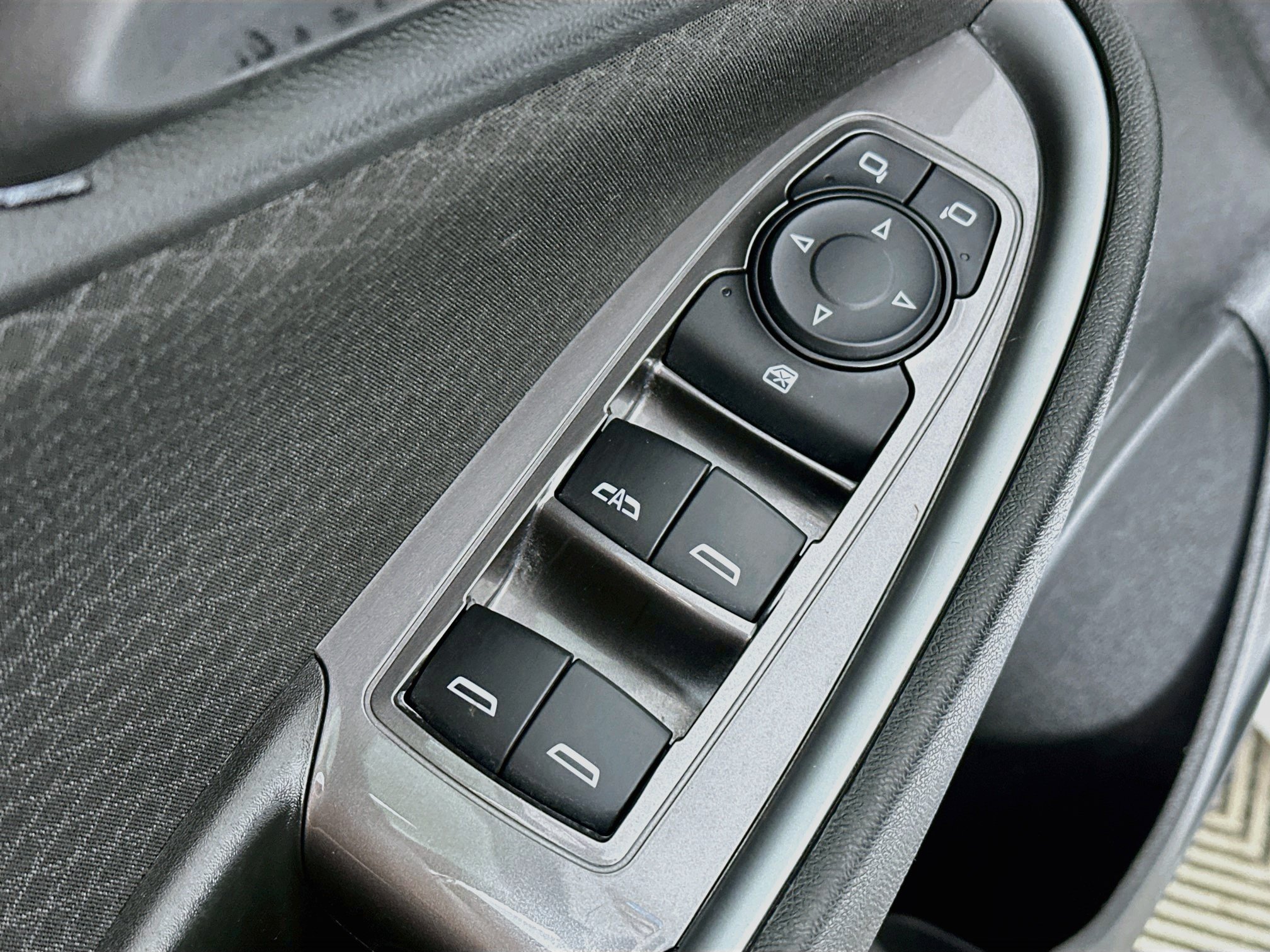 Used 2023 Chevrolet Malibu LT FWD image 17