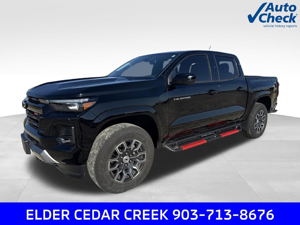 Used 2024 Chevrolet Colorado Z71 w/ Z71 Convenience Package 2 AWD/4WD image 3