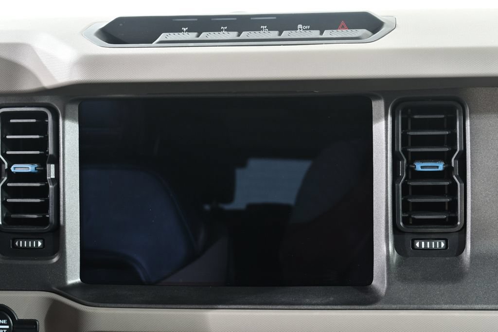Used 2024 Ford Bronco Wildtrak AWD/4WD image 9