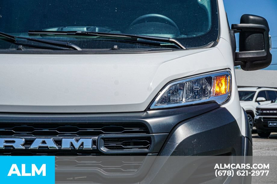 Used 2025 RAM ProMaster 2500 w/ Convenience Group FWD image 11