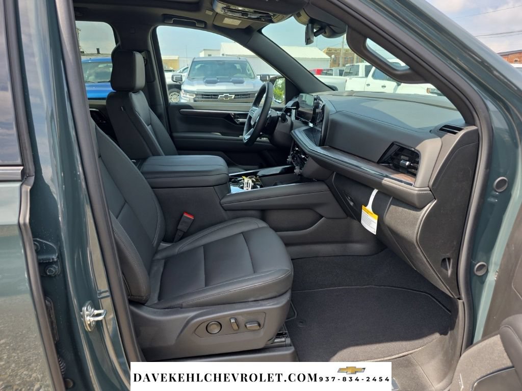 Used 2026 Chevrolet Suburban Z71 w/ Comfort Package AWD/4WD image 27