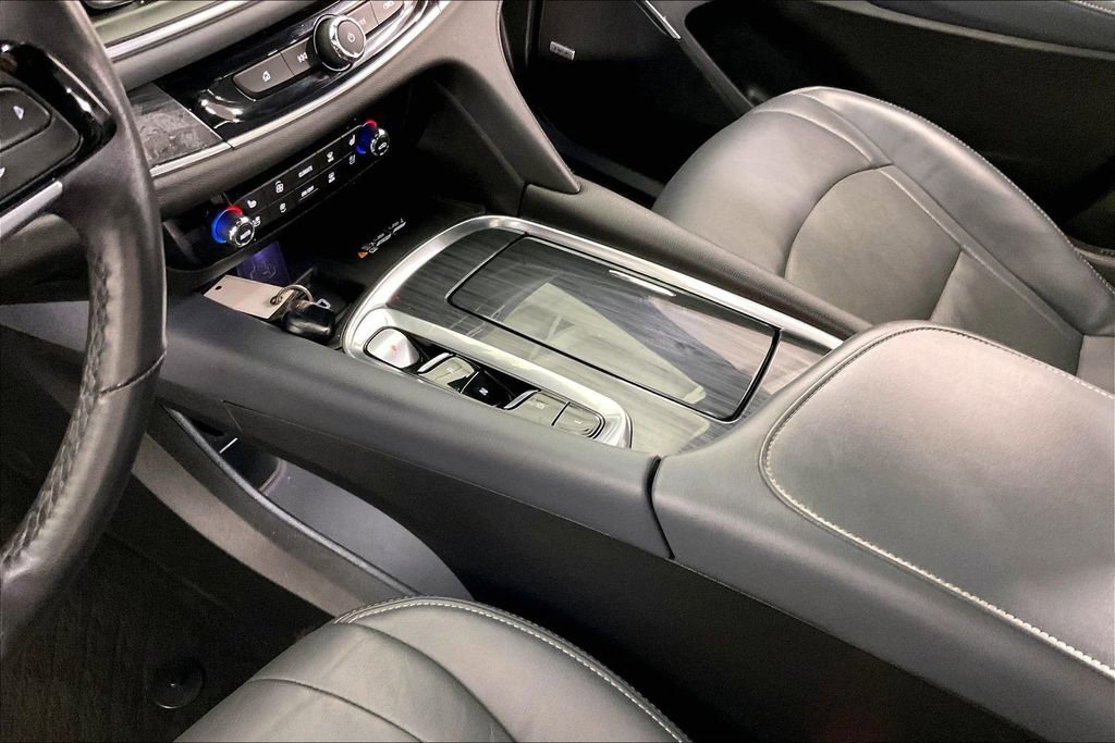 Used 2022 Buick Enclave Premium image 19
