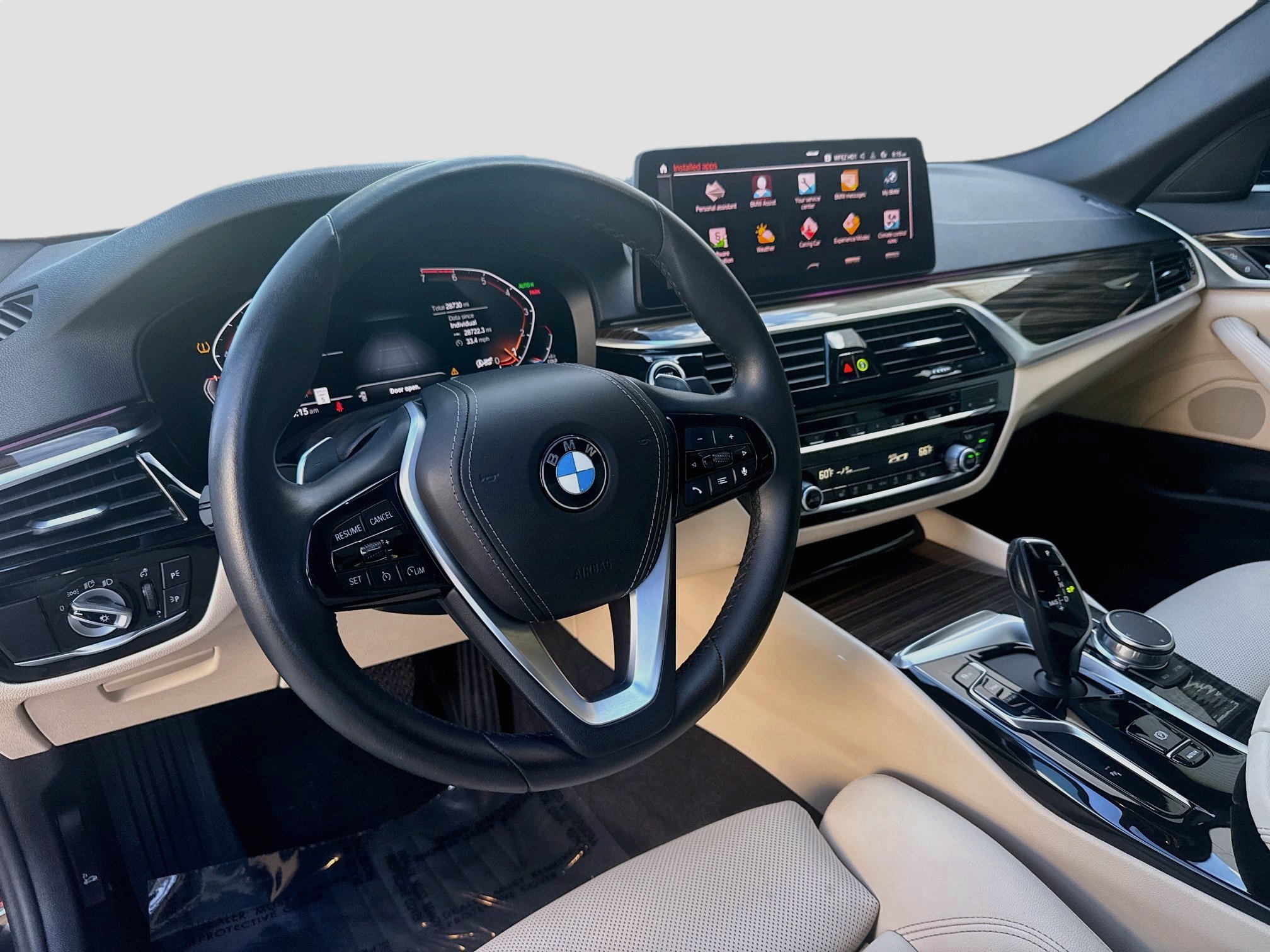 Used 2023 BMW 530i w/ Convenience Package RWD image 9