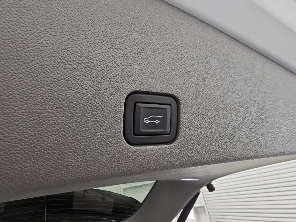 Used 2024 Cadillac XT6 Premium Luxury AWD/4WD image 40