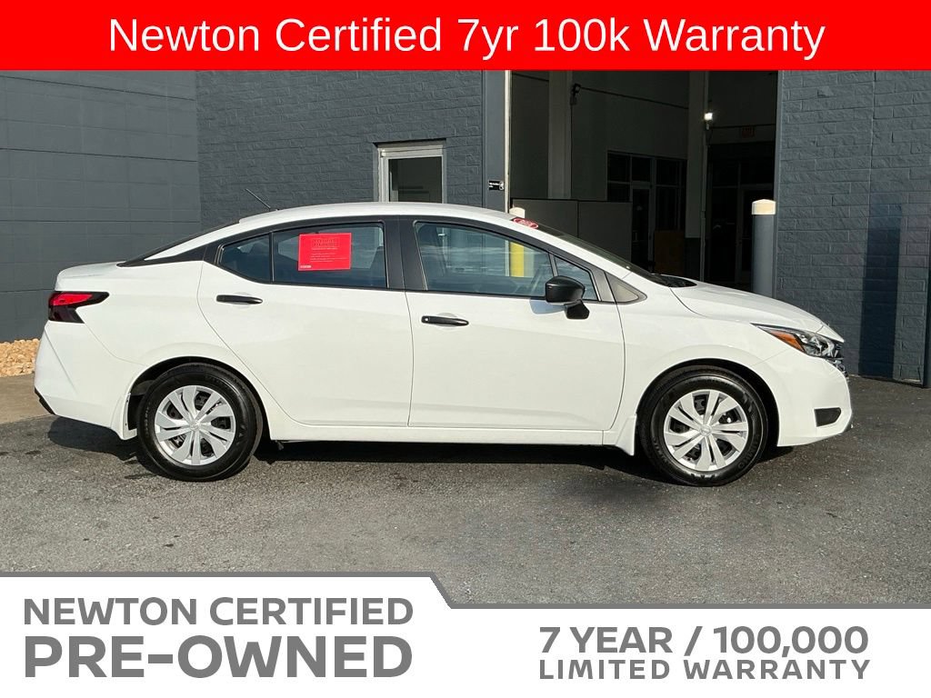 Used 2025 Nissan Versa S w/ Trunk Package FWD image 4