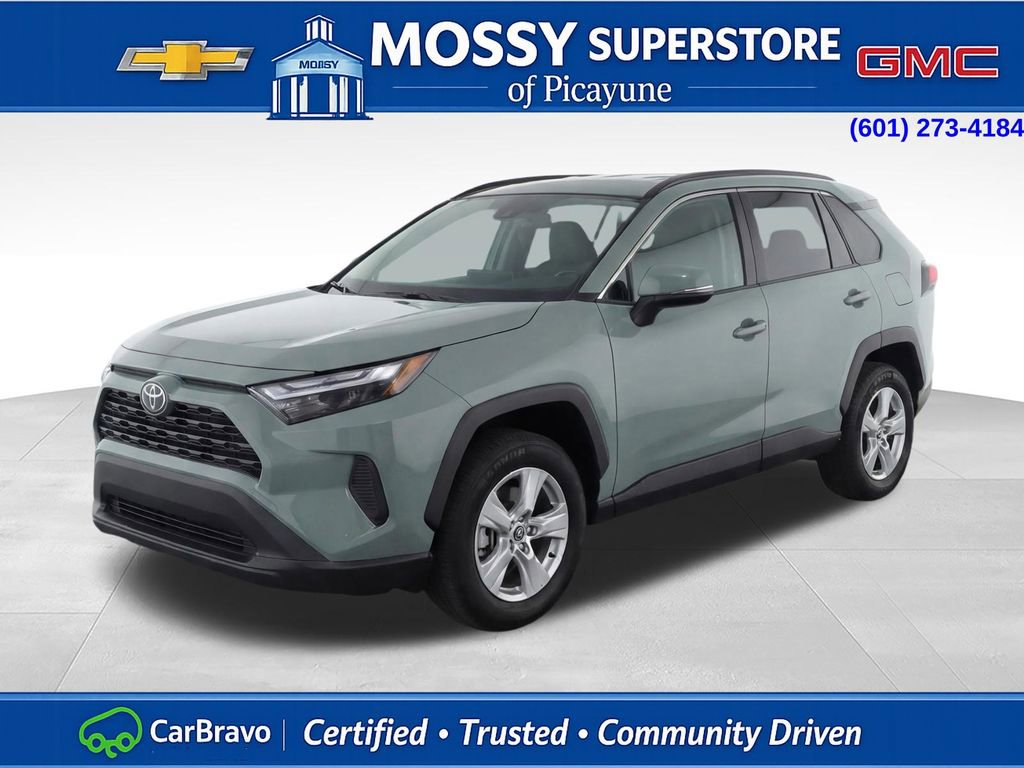 Used 2023 Toyota RAV4 XLE w/ Convenience Package FWD image 1