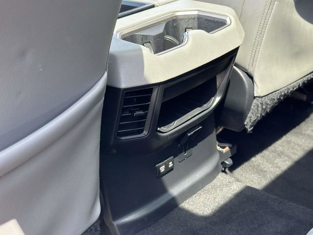 Used 2024 Toyota Tundra Limited AWD/4WD image 21