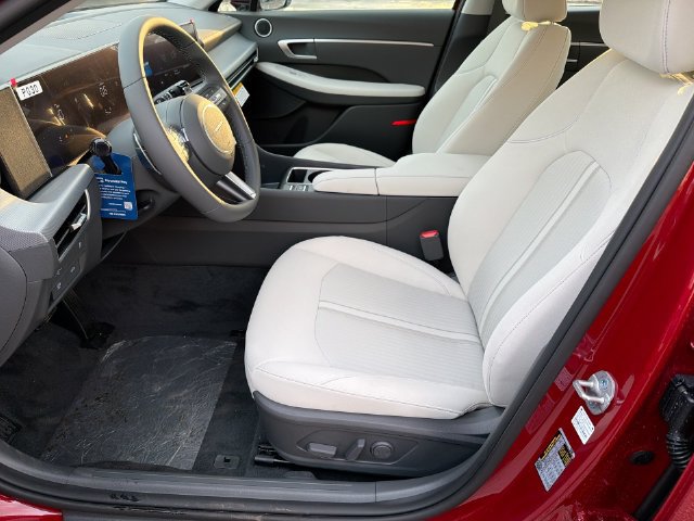 New 2026 Hyundai Sonata SEL FWD image 22