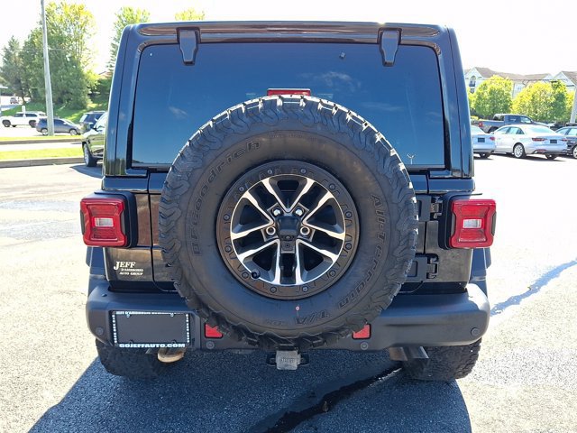 Certified 2024 Jeep Wrangler Unlimited Rubicon 392 AWD/4WD image 7