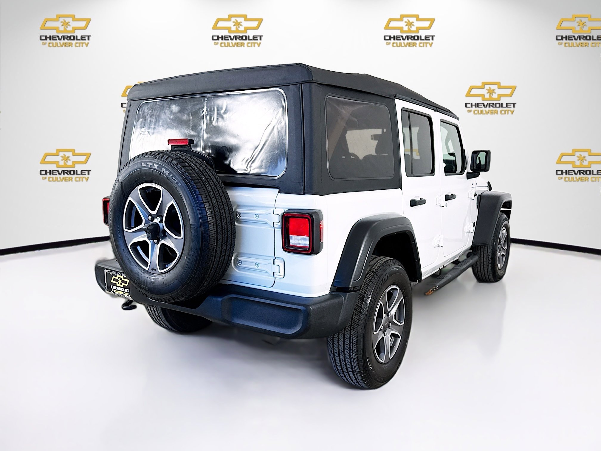 Used 2022 Jeep Wrangler Unlimited Sport image 7