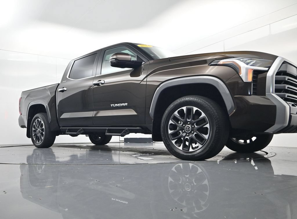 Used 2024 Toyota Tundra Limited w/ Power Package AWD/4WD image 53