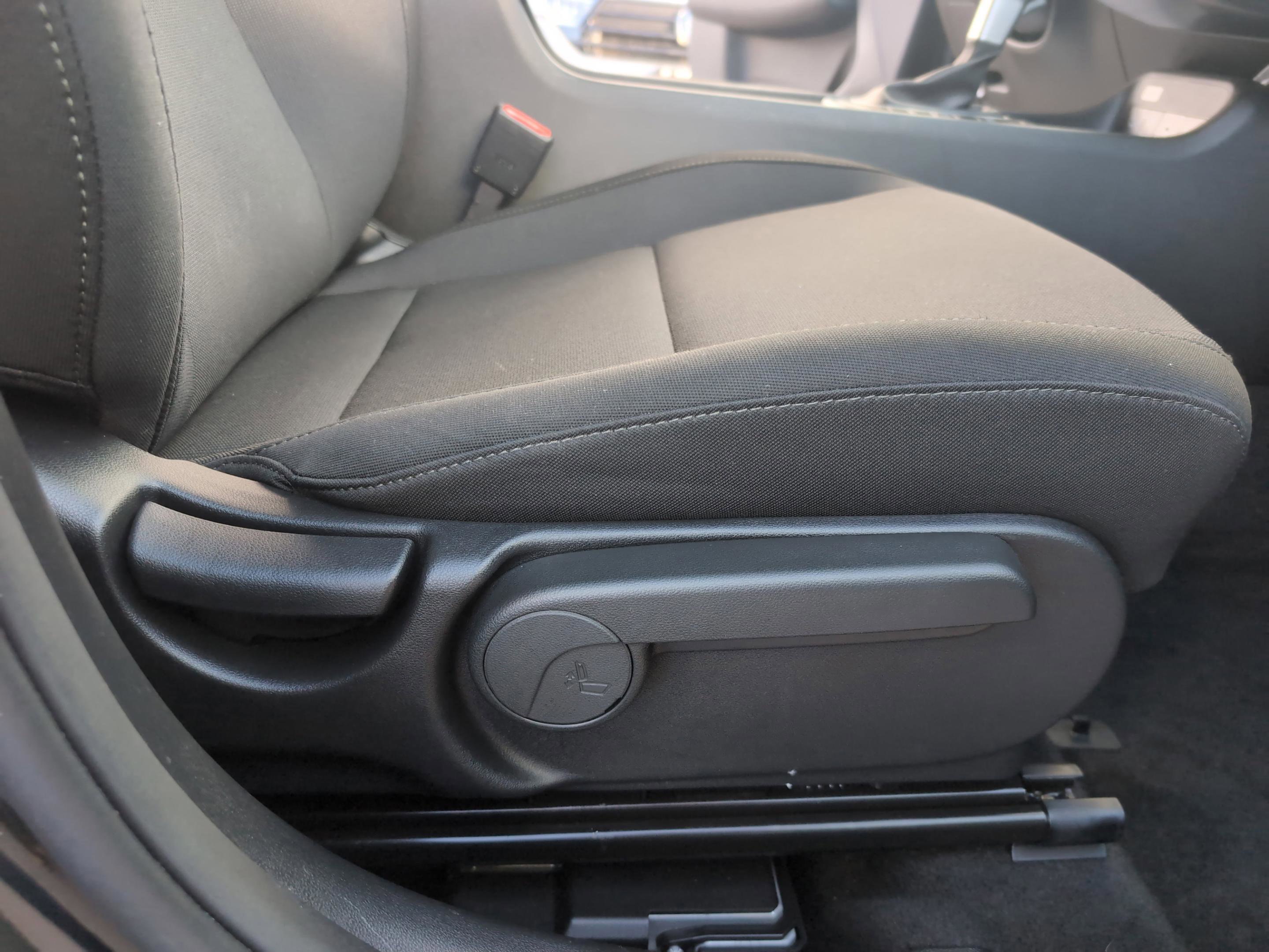 Used 2025 Hyundai Kona SEL image 25