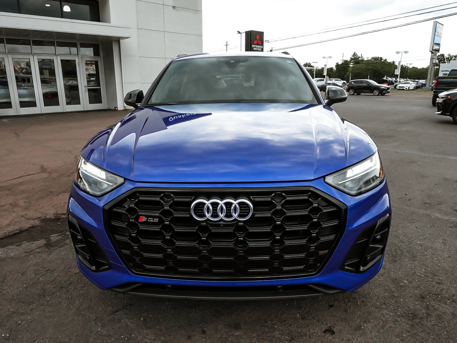 Used 2023 Audi SQ5 Premium Plus w/ Premium Plus Package AWD/4WD image 2