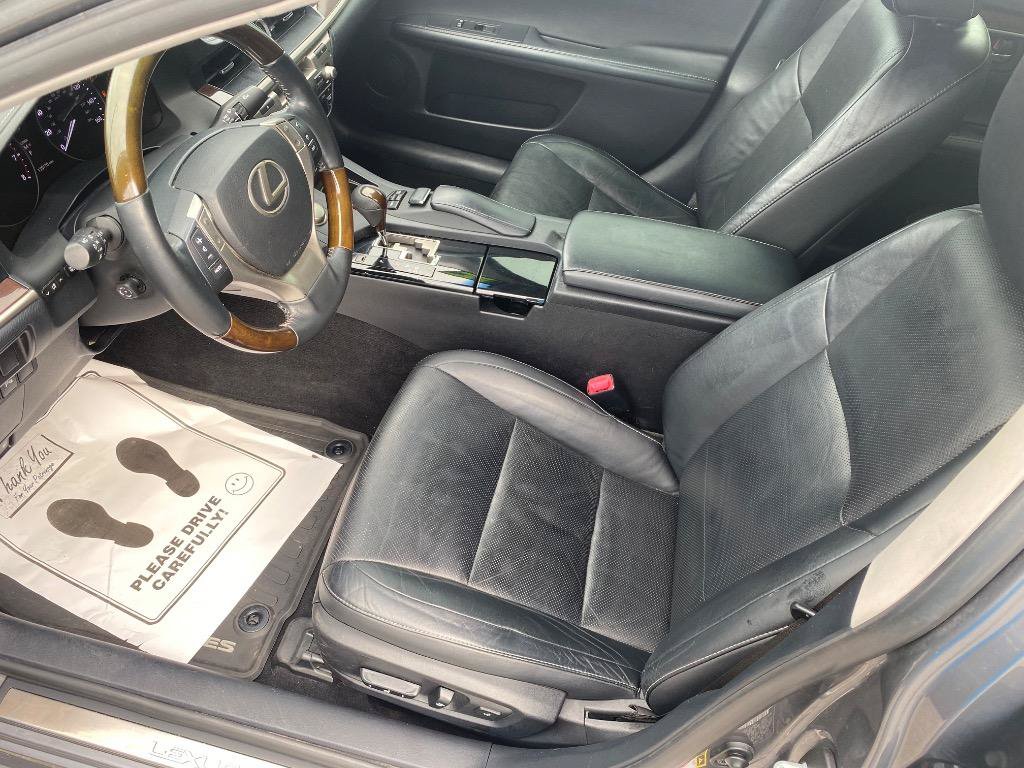 Used 2014 Lexus ES 350 w/ Luxury Package FWD image 14
