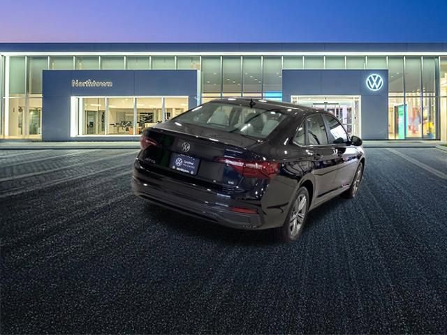 Used 2024 Volkswagen Jetta SE image 24