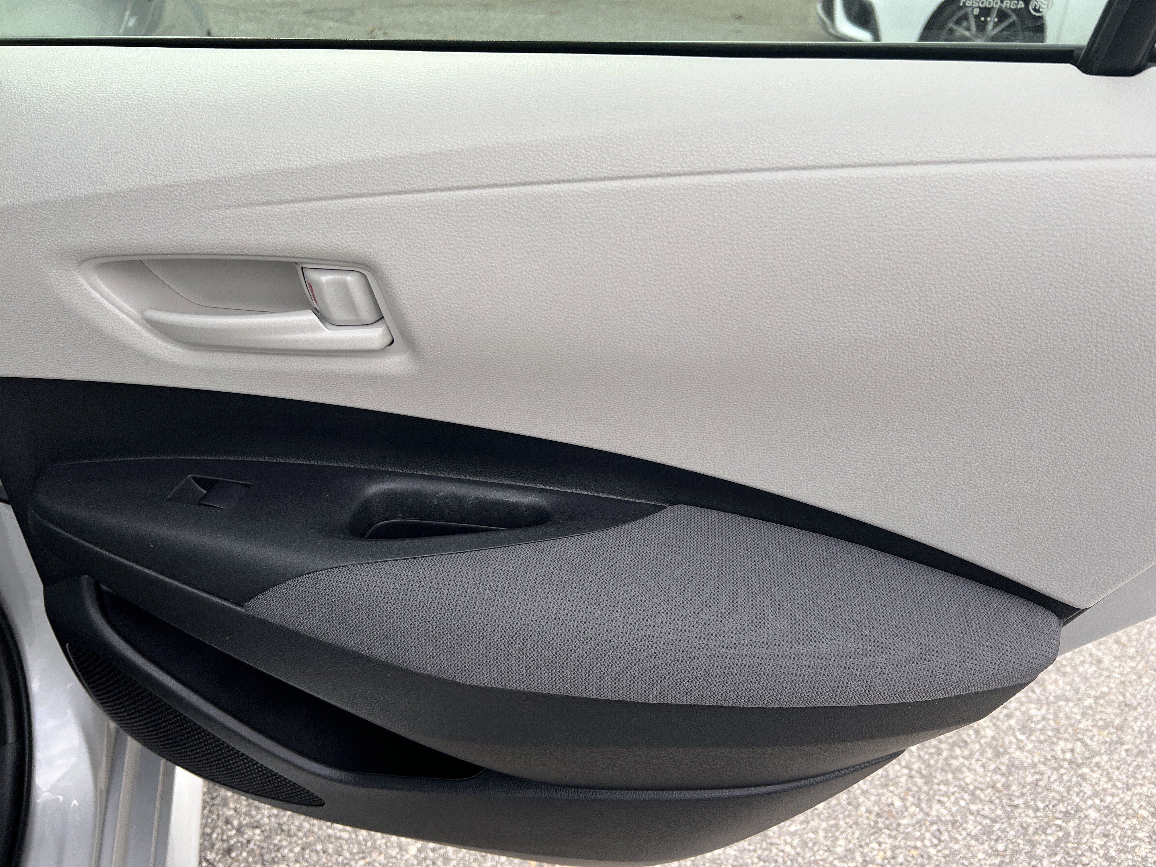 Certified 2022 Toyota Corolla LE image 27