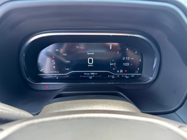 Used 2024 GMC Yukon XL AT4 w/ Technology Package AWD/4WD image 16