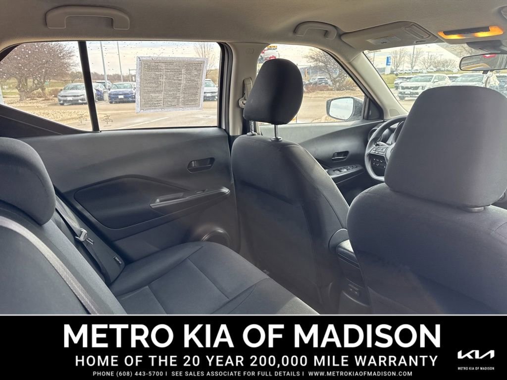 Used 2023 Nissan Kicks S image 32