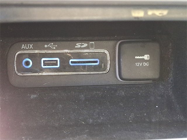 Used 2017 Jeep Grand Cherokee Limited image 25