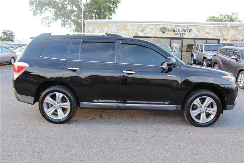 Used 2012 Toyota Highlander Limited w/ Tow Pkg AWD/4WD image 8