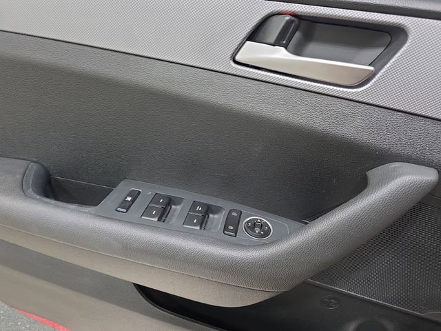Used 2018 Hyundai Sonata SE FWD image 28