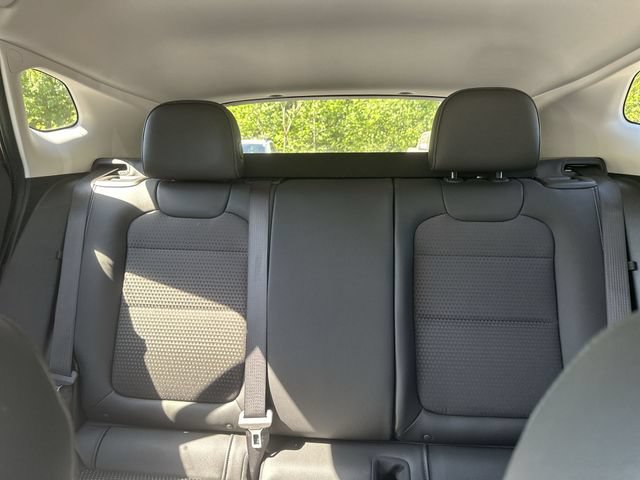 Used 2025 Chevrolet Trax LT FWD image 27