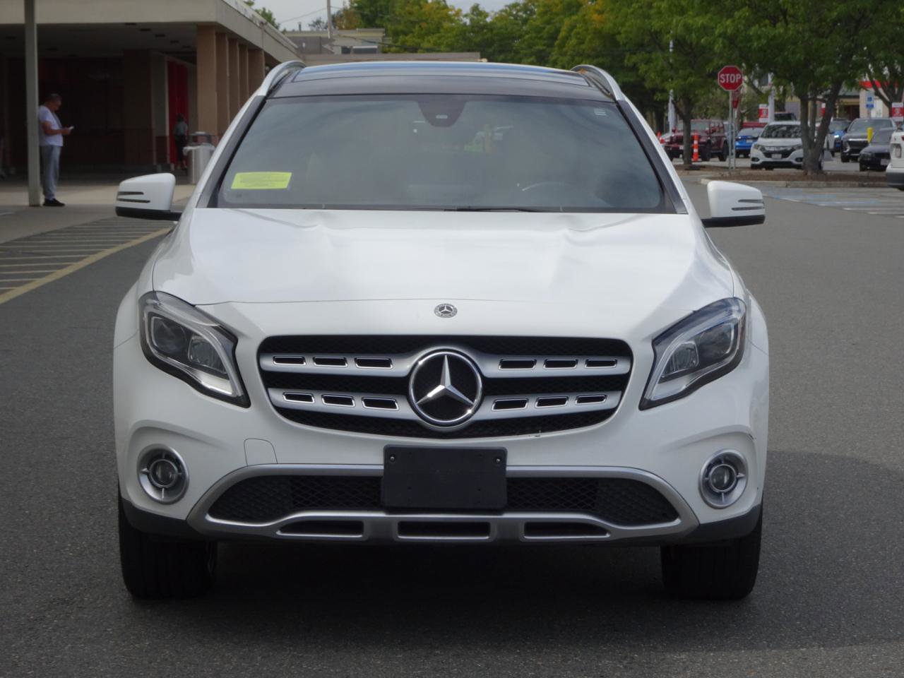 Used 2018 Mercedes-Benz GLA 250 4MATIC image 2