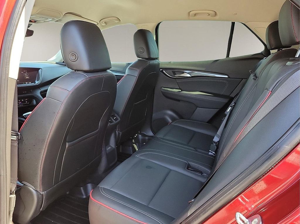 Used 2022 Buick Envision Essence w/ Technology Package II FWD image 9